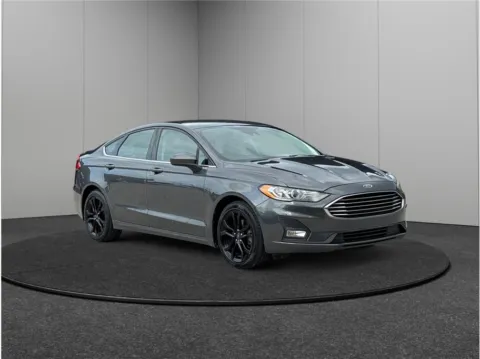 Gray 2020 Ford Fusion SE Sedan 4D for sale in Jacksonville, FL