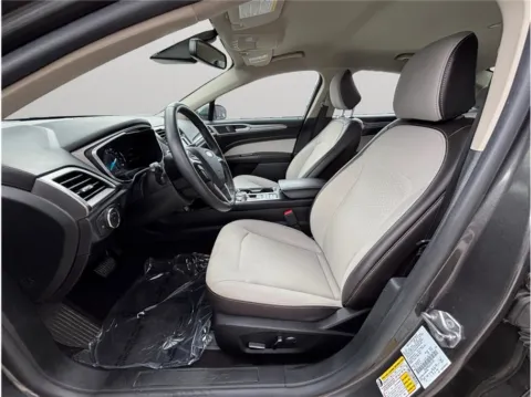 Photos of 2020 Ford Fusion SE Sedan 4D for sale in Jacksonville, FL at Merit Auto Group Lem Turner