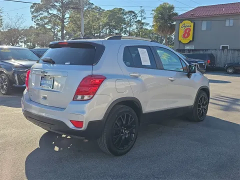 More photos of 2022 Chevrolet Trax LT at Step One Cadillac GMC Fort Walton Beach, FL
