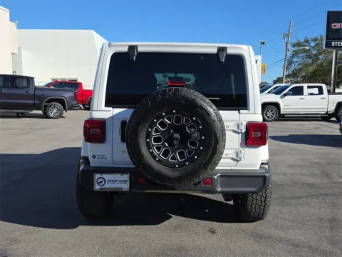More photos of 2018 Jeep Wrangler Unlimited Sahara at Step One Cadillac GMC Fort Walton Beach, FL