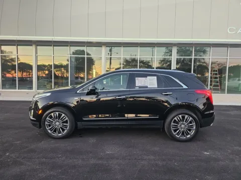 Black 2017 Cadillac XT5 Premium Luxury for sale in Fort Walton Beach, FL