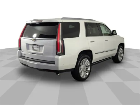 More photos of 2020 Cadillac Escalade Platinum Edition at Step One Cadillac GMC Fort Walton Beach, FL