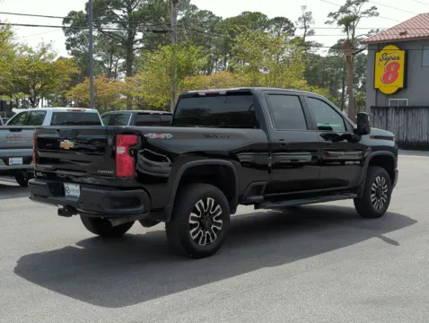 More photos of 2022 Chevrolet Silverado 2500HD Custom at Step One Cadillac GMC Fort Walton Beach, FL