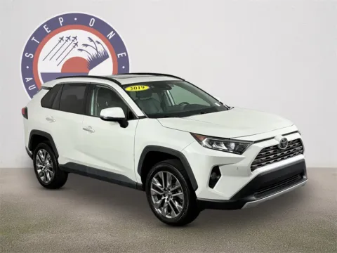 White 2019 Toyota RAV4 Limited for sale in Fort Walton Beach, FL