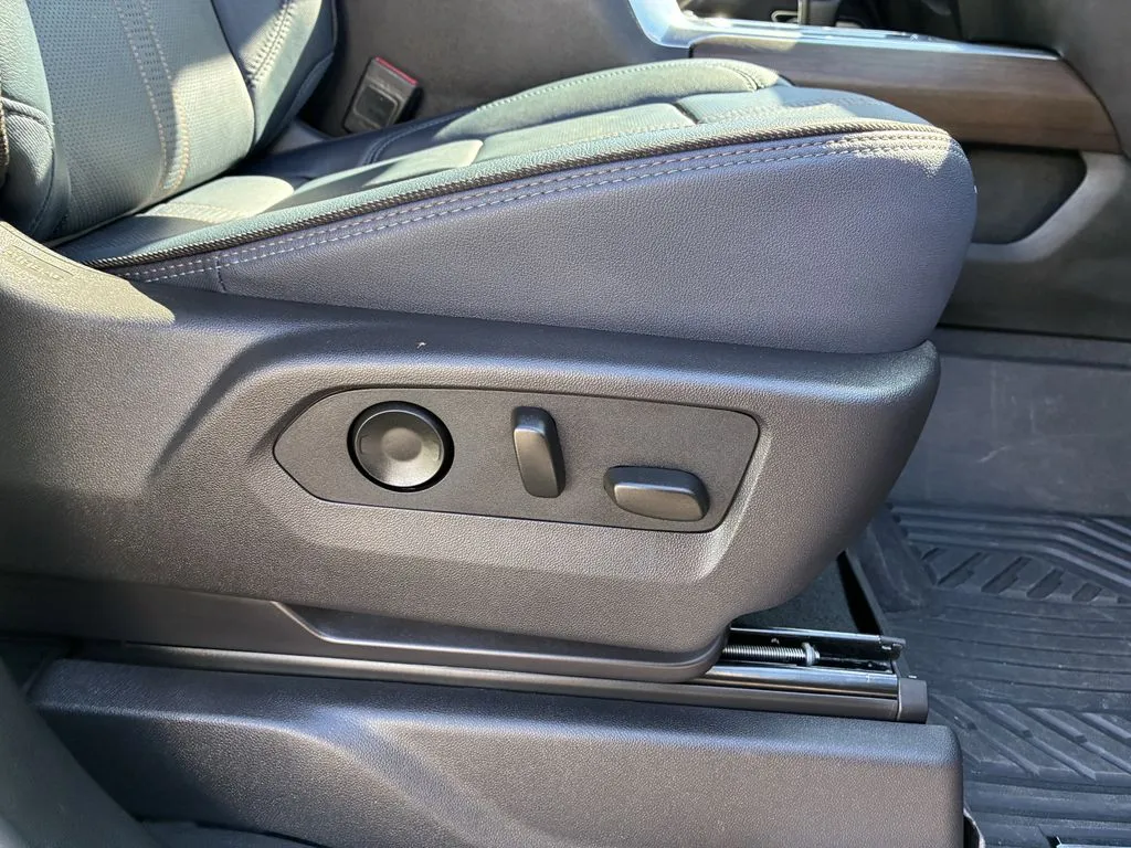 2024 Chevrolet Silverado 1500 High Country - Photo 35