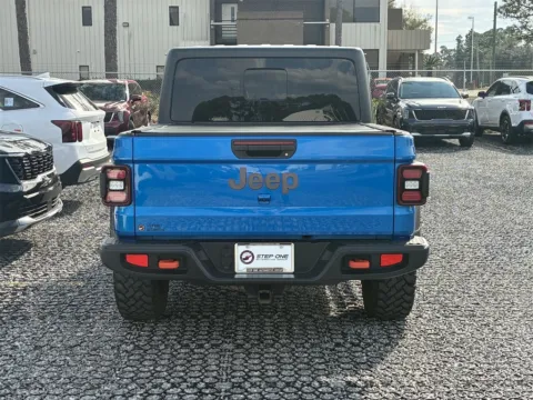 More photos of 2021 Jeep Gladiator Mojave at Step One Cadillac GMC Fort Walton Beach, FL