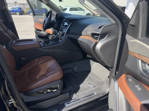 More photos of 2018 Cadillac Escalade Premium Luxury at Step One Cadillac GMC Fort Walton Beach, FL