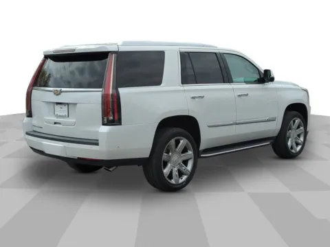 More photos of 2019 Cadillac Escalade Luxury at Step One Cadillac GMC Fort Walton Beach, FL