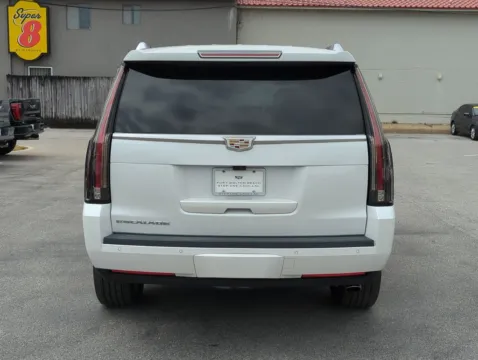 More photos of 2019 Cadillac Escalade Luxury at Step One Cadillac GMC Fort Walton Beach, FL