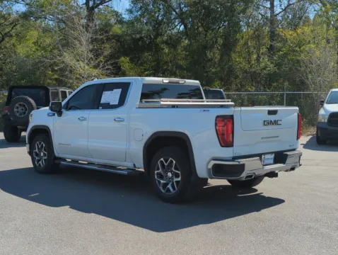 More photos of 2023 GMC Sierra 1500 SLT at Step One Cadillac GMC Fort Walton Beach, FL