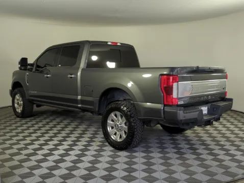More photos of 2018 Ford F-250SD Platinum at Step One Cadillac GMC Fort Walton Beach, FL