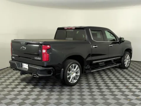 More photos of 2022 Chevrolet Silverado 1500 High Country at Step One Cadillac GMC Fort Walton Beach, FL