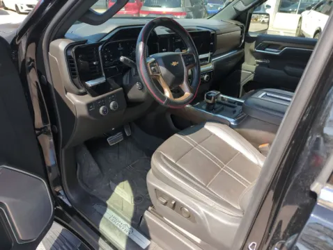 More photos of 2022 Chevrolet Silverado 1500 High Country at Step One Cadillac GMC Fort Walton Beach, FL