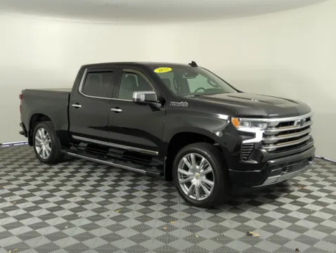 Black 2022 Chevrolet Silverado 1500 High Country for sale in Fort Walton Beach, FL