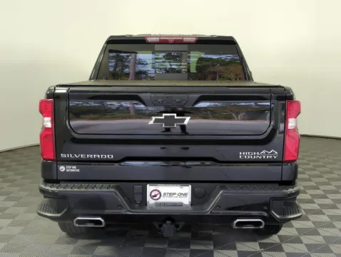 More photos of 2022 Chevrolet Silverado 1500 High Country at Step One Cadillac GMC Fort Walton Beach, FL