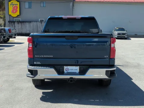 More photos of 2021 Chevrolet Silverado 1500 LT at Step One Cadillac GMC Fort Walton Beach, FL