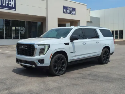 White 2026 GMC Yukon XL Denali for sale in Fort Walton Beach, FL