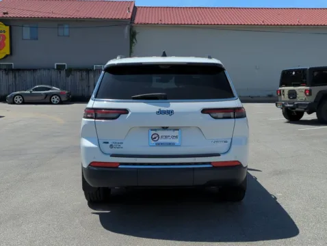 More photos of 2021 Jeep Grand Cherokee L Limited at Step One Cadillac GMC Fort Walton Beach, FL