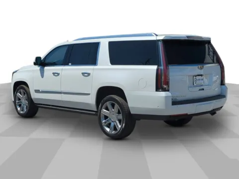 More photos of 2019 Cadillac Escalade ESV Premium at Step One Cadillac GMC Fort Walton Beach, FL