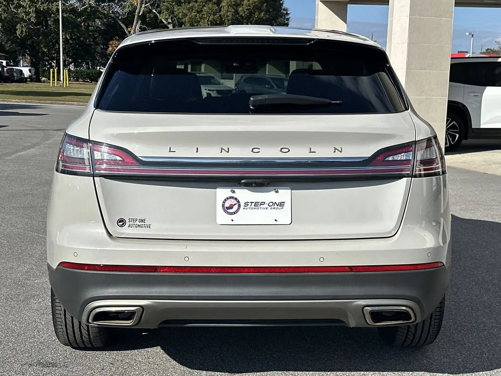 2022 Lincoln Nautilus Reserve - Photo 6