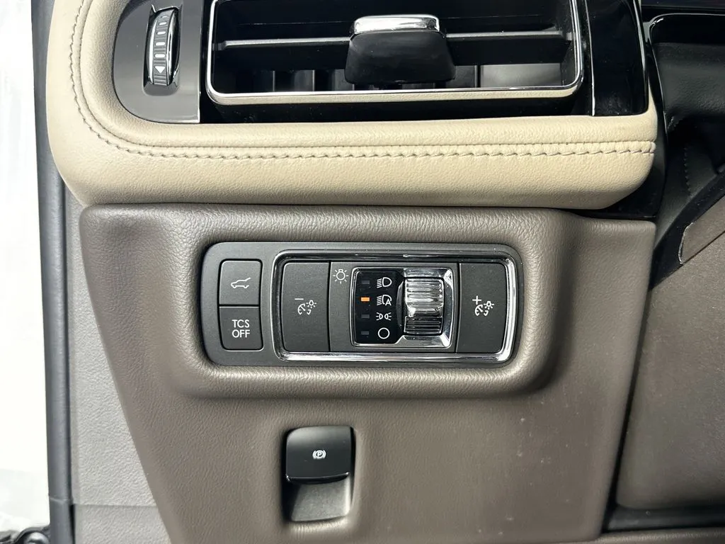 2022 Lincoln Nautilus Reserve - Photo 18