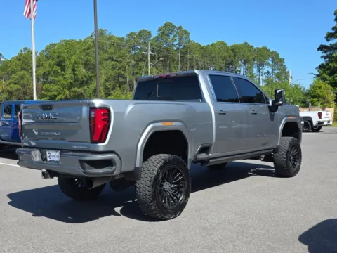 More photos of 2024 GMC Sierra 2500HD Denali Ultimate at Step One Cadillac GMC Fort Walton Beach, FL