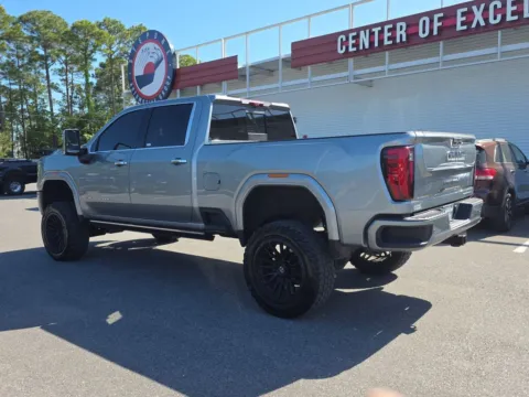 More photos of 2024 GMC Sierra 2500HD Denali Ultimate at Step One Cadillac GMC Fort Walton Beach, FL