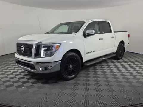 White 2018 Nissan Titan SL for sale in Fort Walton Beach, FL