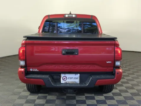 More photos of 2019 Toyota Tacoma TRD Off-Road at Step One Cadillac GMC Fort Walton Beach, FL