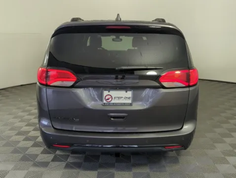 More photos of 2019 Chrysler Pacifica Touring L at Step One Cadillac GMC Fort Walton Beach, FL