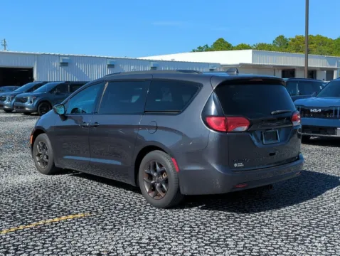More photos of 2019 Chrysler Pacifica Touring L at Step One Cadillac GMC Fort Walton Beach, FL