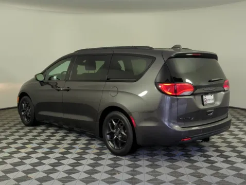 More photos of 2019 Chrysler Pacifica Touring L at Step One Cadillac GMC Fort Walton Beach, FL