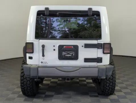 More photos of 2014 Jeep Wrangler Unlimited Freedom Edition at Step One Cadillac GMC Fort Walton Beach, FL