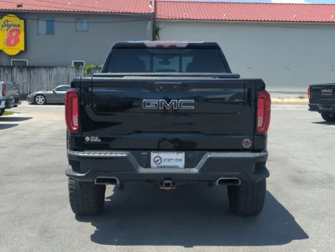 More photos of 2021 GMC Sierra 1500 Denali at Step One Cadillac GMC Fort Walton Beach, FL