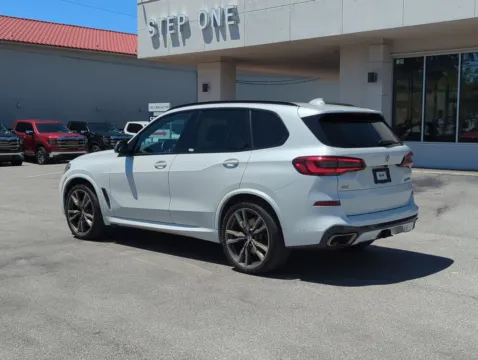 More photos of 2022 BMW X5 M50i at Step One Cadillac GMC Fort Walton Beach, FL
