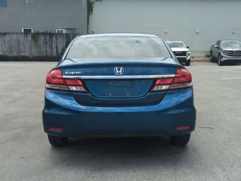 More photos of 2013 Honda Civic LX at Step One Cadillac GMC Fort Walton Beach, FL