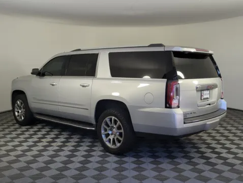 More photos of 2020 GMC Yukon XL Denali at Step One Cadillac GMC Fort Walton Beach, FL