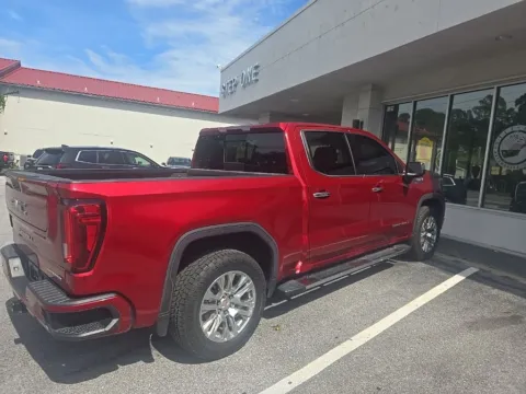 More photos of 2021 GMC Sierra 1500 Denali at Step One Cadillac GMC Fort Walton Beach, FL