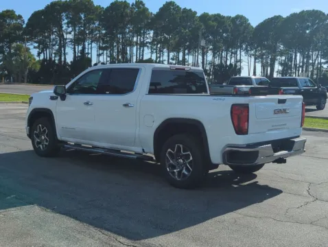 More photos of 2026 GMC Sierra 1500 SLT at Step One Cadillac GMC Fort Walton Beach, FL