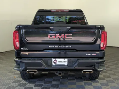 More photos of 2019 GMC Sierra 1500 AT4 at Step One Cadillac GMC Fort Walton Beach, FL