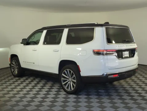 More photos of 2022 Jeep Grand Wagoneer Series II at Step One Cadillac GMC Fort Walton Beach, FL