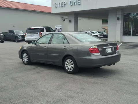 More photos of 2006 Toyota Camry LE at Step One Cadillac GMC Fort Walton Beach, FL