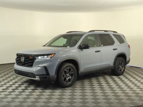 Photos of 2025 Honda Pilot TrailSport for sale in Fort Walton Beach, FL at Step One Cadillac GMC Fort Walton Beach