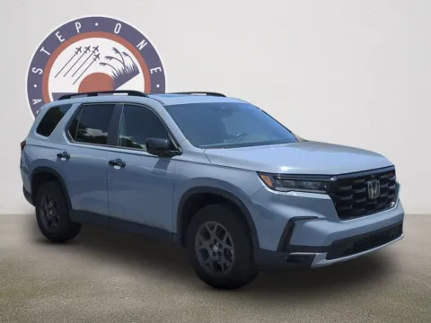 Photos of 2025 Honda Pilot TrailSport for sale in Fort Walton Beach, FL at Step One Cadillac GMC Fort Walton Beach