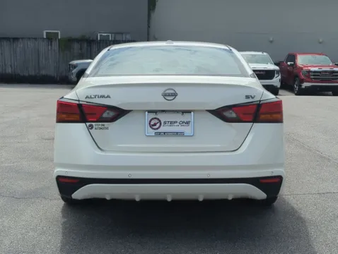 More photos of 2024 Nissan Altima 2.5 SV at Step One Cadillac GMC Fort Walton Beach, FL
