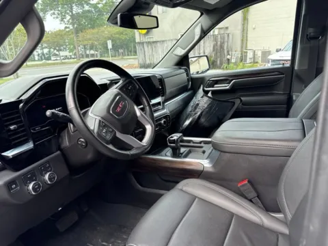 More photos of 2025 GMC Sierra 1500 SLT at Step One Cadillac GMC Fort Walton Beach, FL