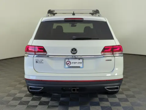 More photos of 2021 Volkswagen Atlas SEL Premium at Step One Cadillac GMC Fort Walton Beach, FL