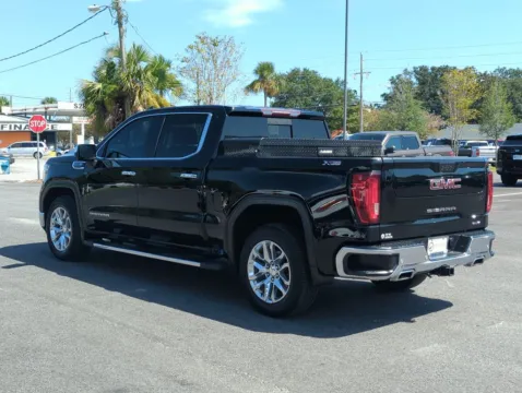 More photos of 2021 GMC Sierra 1500 SLT at Step One Cadillac GMC Fort Walton Beach, FL