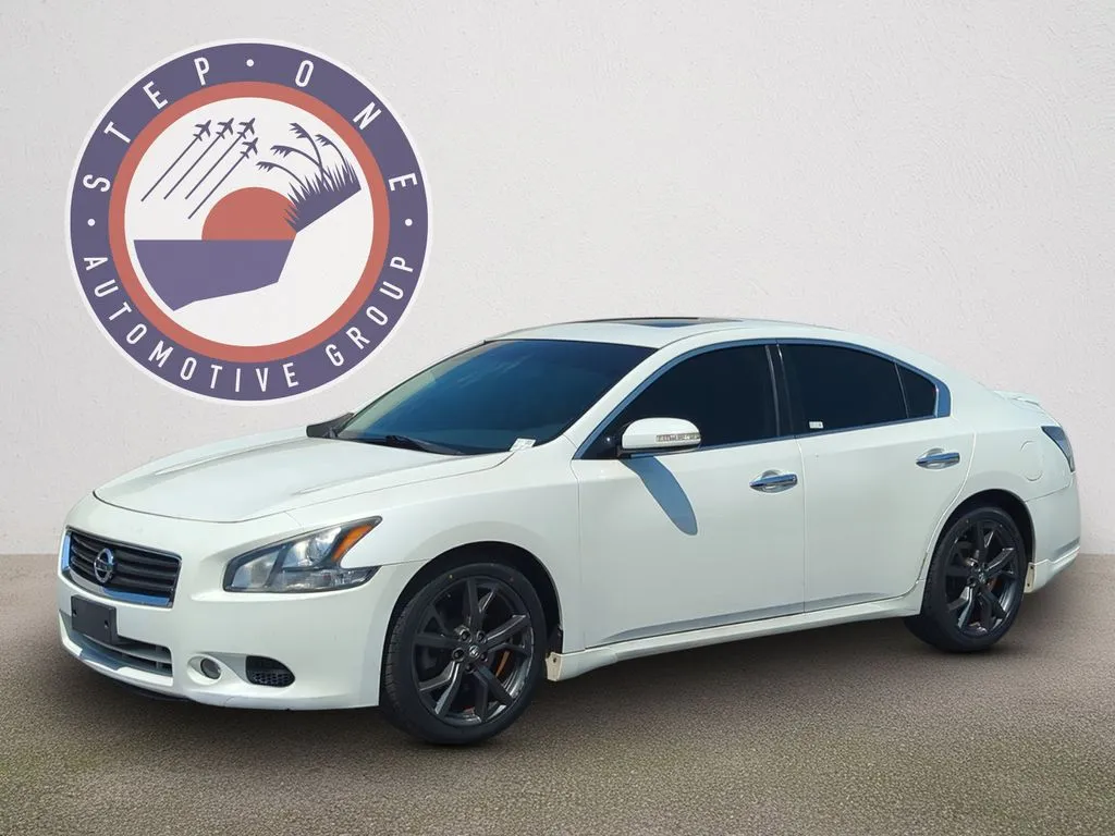 White 2013 Nissan Maxima 3.5 SV for sale in Fort Walton Beach, FL