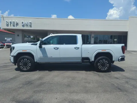 Another view of 2026 GMC Sierra 3500 HD Denali Ultimate for sale in Fort Walton Beach, FL at Step One Cadillac GMC Fort Walton Beach